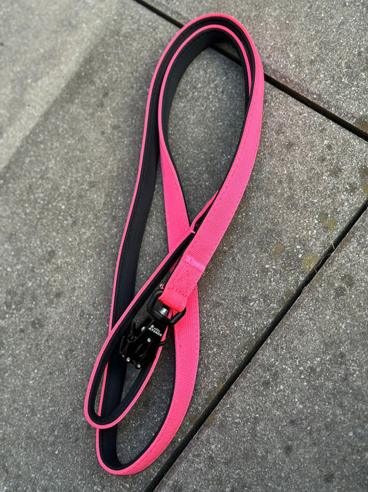 Taktische Hundeleine ULTRA LIGHT XXS Neonpink – 1,5 m mit Mini-Froschkarabiner