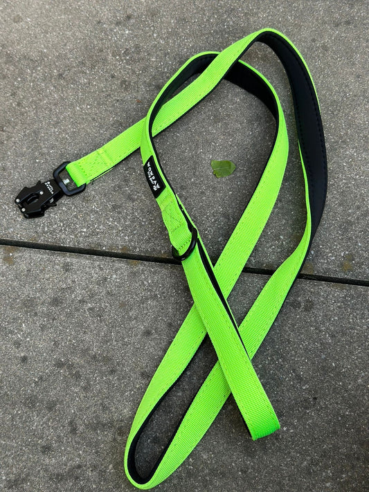 Taktische Hundeleine ULTRA LIGHT XXS Neongrün – 1,5 m mit Mini-Froschkarabiner