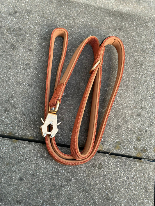 Taktische Hundeleine ULTRA LIGHT XXS Kupfer Edition – 1,5 m mit Mini-Froschkarabiner