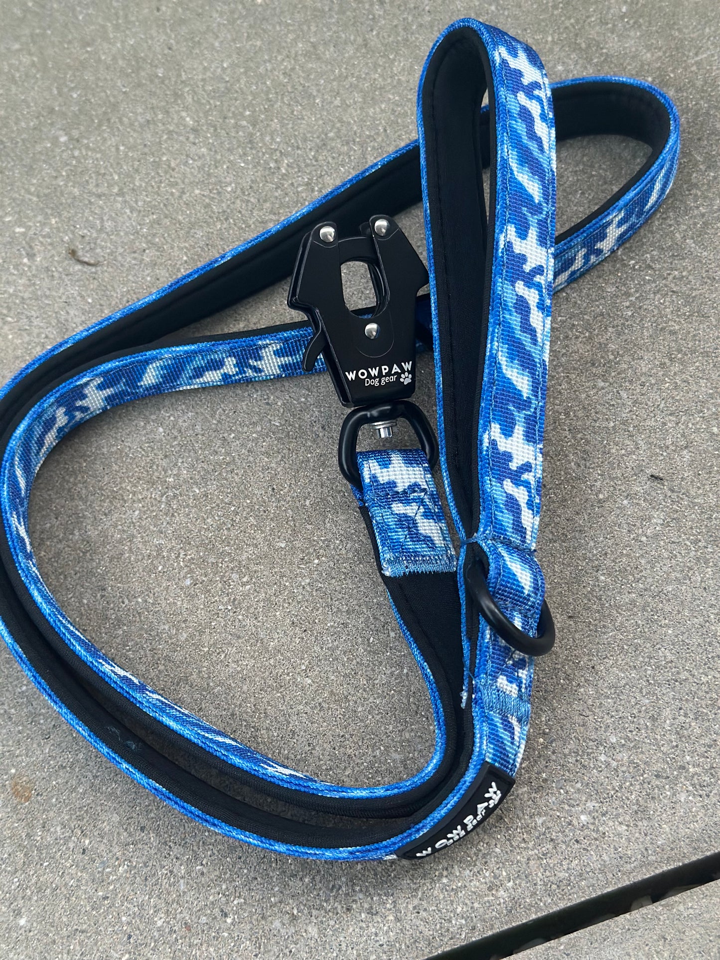 Taktische Hundeleine XS/XXS mit Froschkarabiner Länge 1,2m, Blau-Camouflage