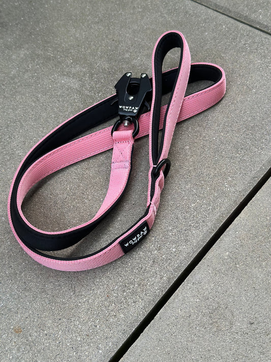 Taktische Hundeleine XS/XXS mit Froschkarabiner Länge 1,2m, Rosa