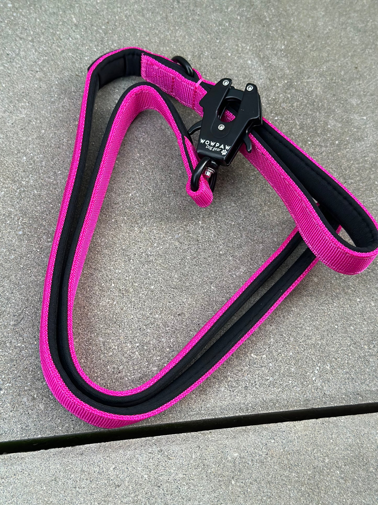 Taktische Hundeleine XS/XXS mit Froschkarabiner Länge 1,2m, Magenta