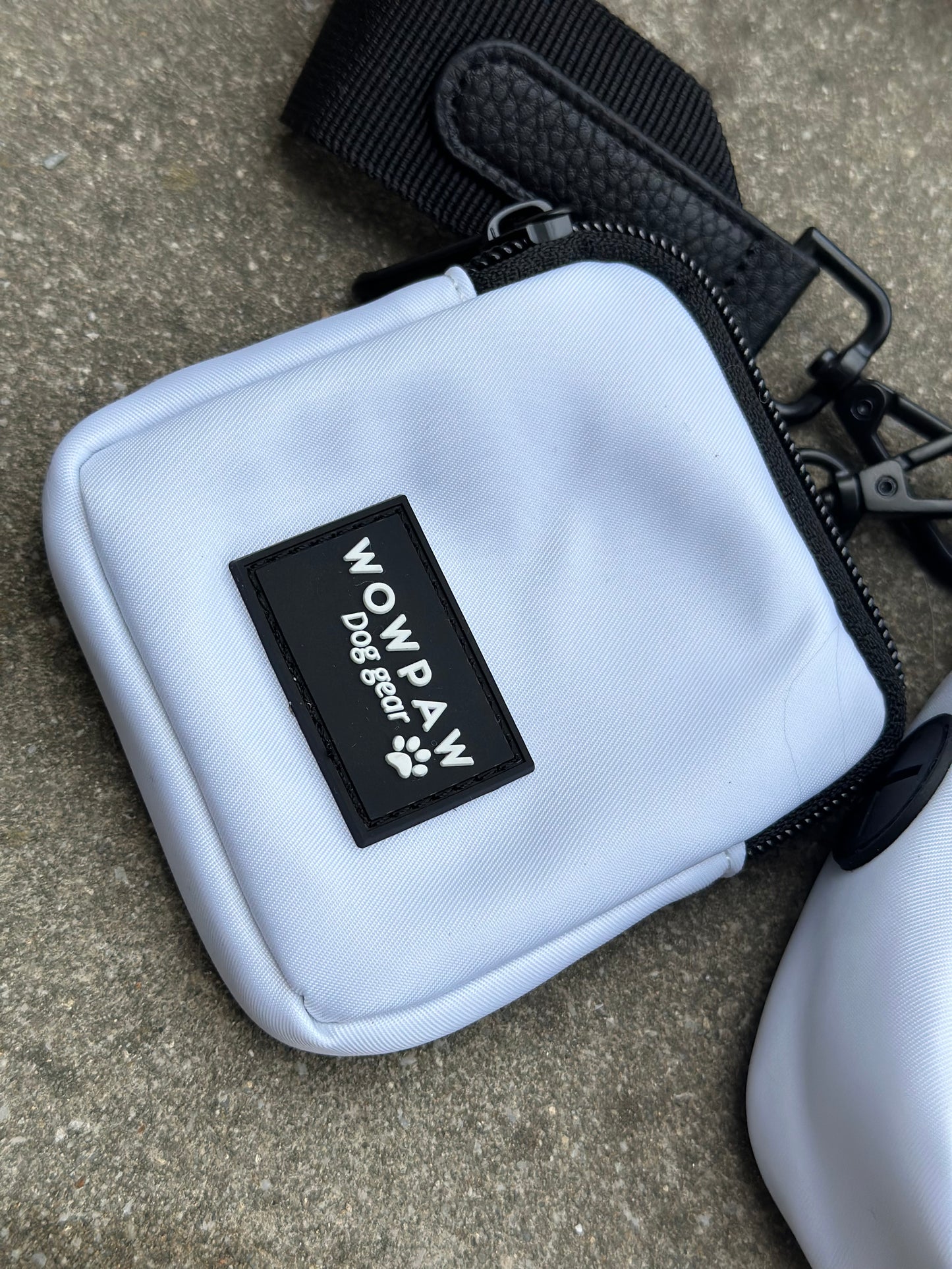 Umhängtasche & Leckerli-Tasche