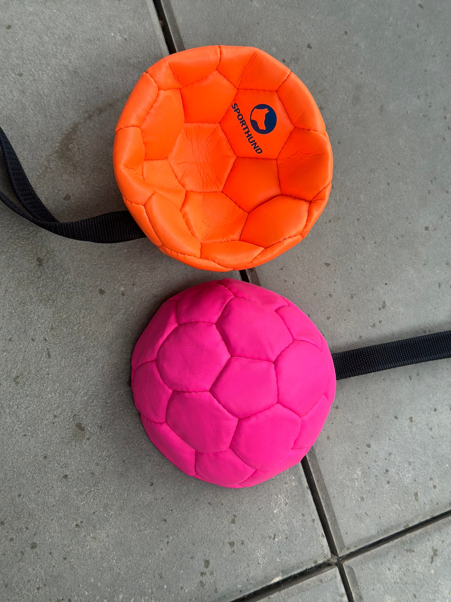 Trainingsball mit Handschlaufe 140mm
