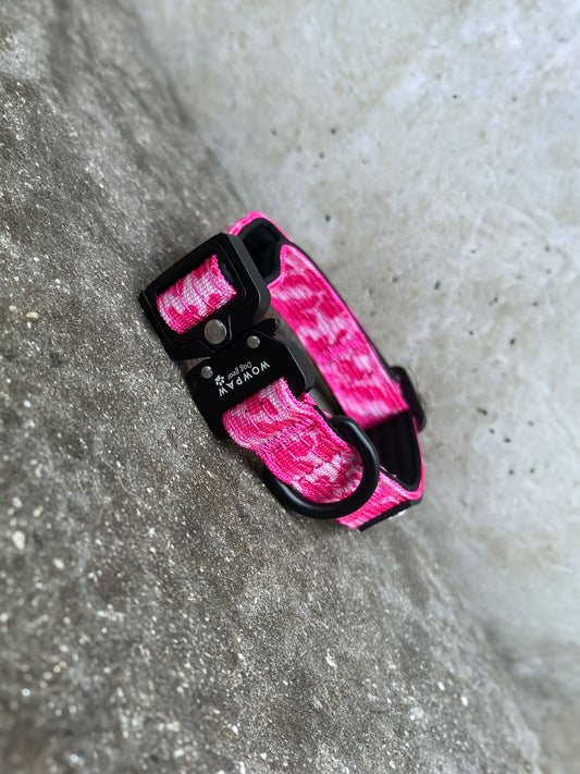 Hochwertiges taktisches Hundehalsband XS 2cm Pink Camouflage